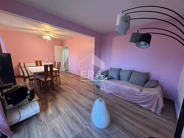 Maison à vendre à Blaye - 4 pièces, 3 chambres, garage