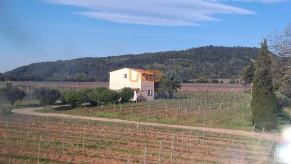 Domaine viticole en Provence avec 3 habitations 18 ha fort potentiel