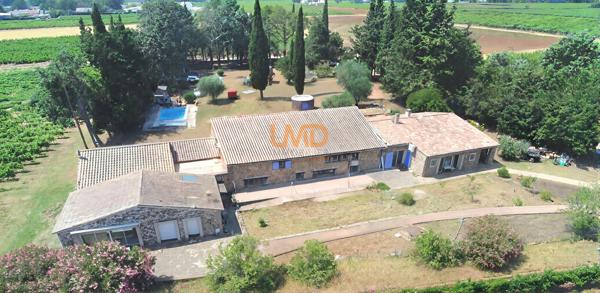 Domaine viticole en Provence avec 3 habitations 18 ha fort potentiel