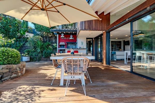 Maison à vendre  11 pièces - 280 m2 CAVALAIRE SUR MER - 83