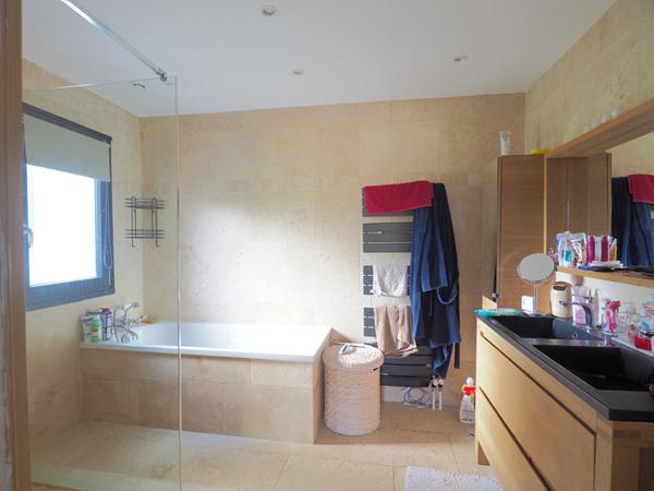 Maison rénovée 8 pièces, coeur d'Heillecourt (172 m²)