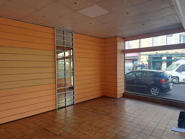 Local Commercial , Laval Local Commercial , Laval