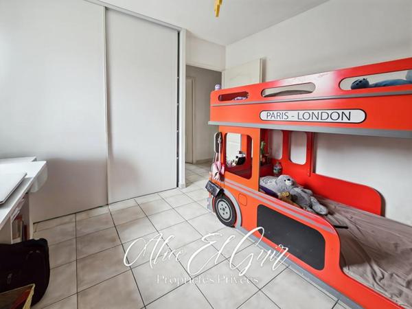 Carcassonne - Appartement 2 chambres, terrasse, 2 parkings