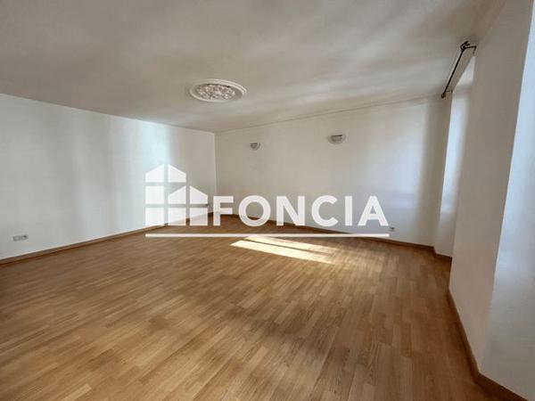 Location Appartement 2 pièces 52.18 m² - 33 RUE JEAN EYMARD Gap 05000