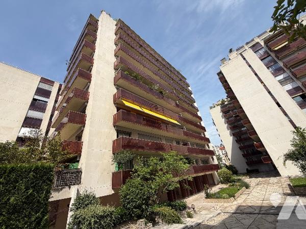 PARIS 7ᵉ – DUROC | 148 M² – BALCONS – DOUBLE BOX - CAVE