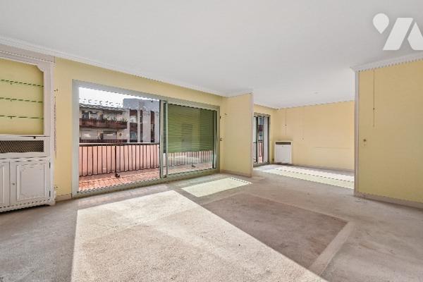 PARIS 7ᵉ – DUROC | 148 M² – BALCONS – DOUBLE BOX - CAVE