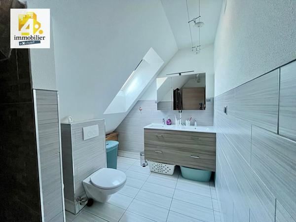 Maison - 7 pièces - 131 m²