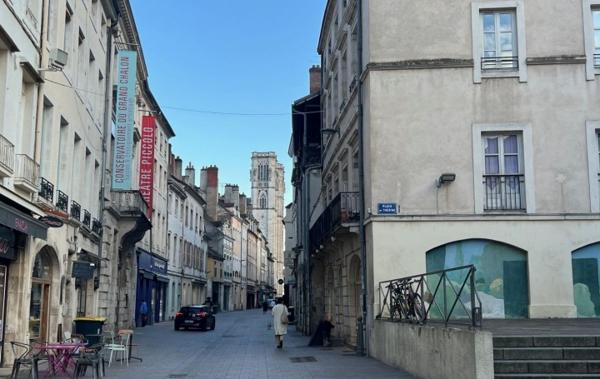 Vente Appartement P4 Rue piétonne centre ville Chalon-sur-saone   