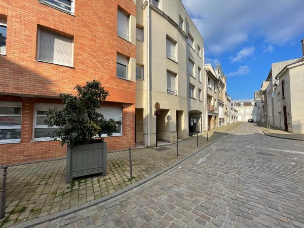 TYPE 2, REIMS - CAPUCINS