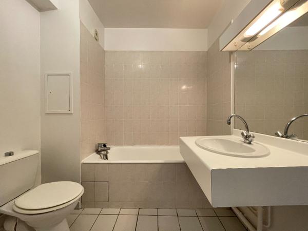 TYPE 2, REIMS - CAPUCINS