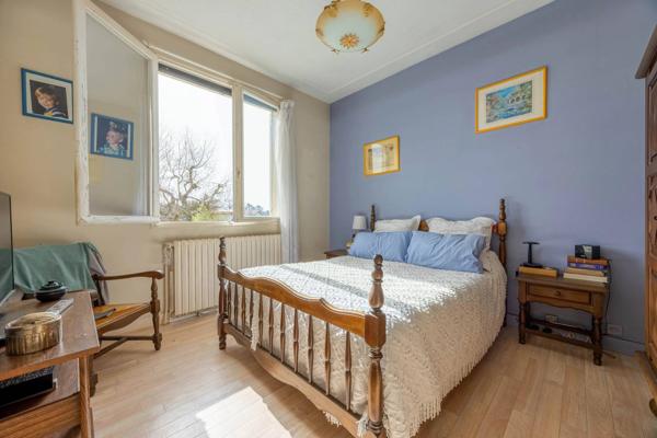 MIOS centre – Maison avec grand terrain d’environ 810 m²
