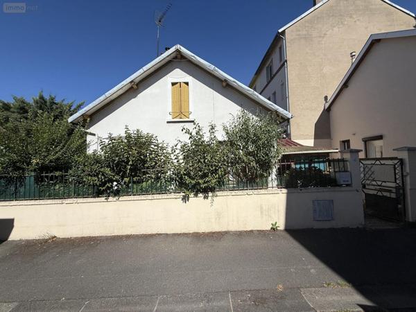 Maison individuelle à vendre à Vichy dans l'Allier (03200), ref : 2025/968-03020