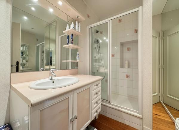 A VENDRE PLEIN CENTRE VILLE DE PERIGUEUX APPARTEMENT DE TYPE 3