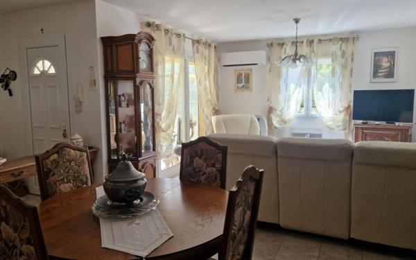 Maison à vendre    4 pièces •  Mèze