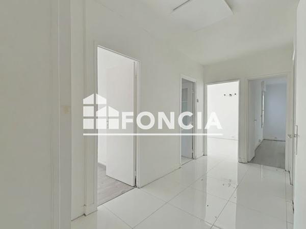 Location Appartement 3 pièces 60.02 m² - 52/54 ALLEE DES CHARMILLES Livry Gargan 93190