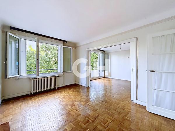 PROXIMITÉ NATION : 3 PIÈCES TRAVERSANT AVEC BALCON ET VUE DÉGAGÉE