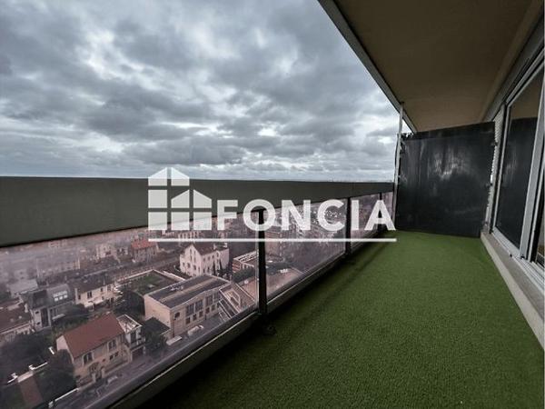 Location Studio 23.7 m² - 33 RUE CARTAULT Puteaux 92800