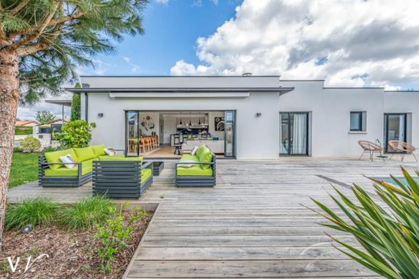 Maison à vendre 1 097 000 € Gujan-Mestras 6 p 150 m² DPE B