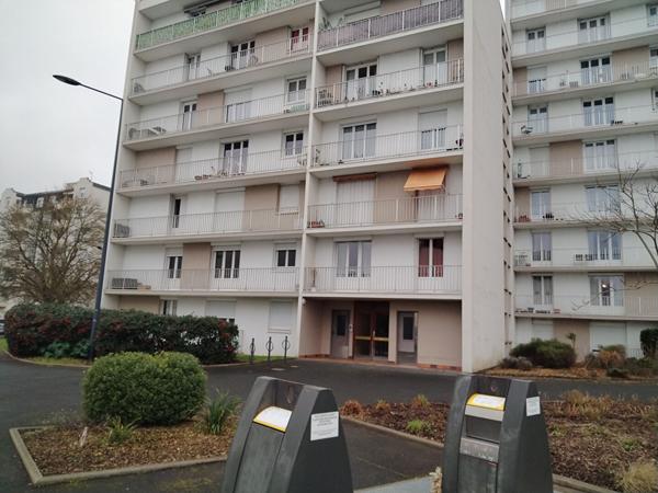 Appartement La Riche 4 pièce(s) 84 m2