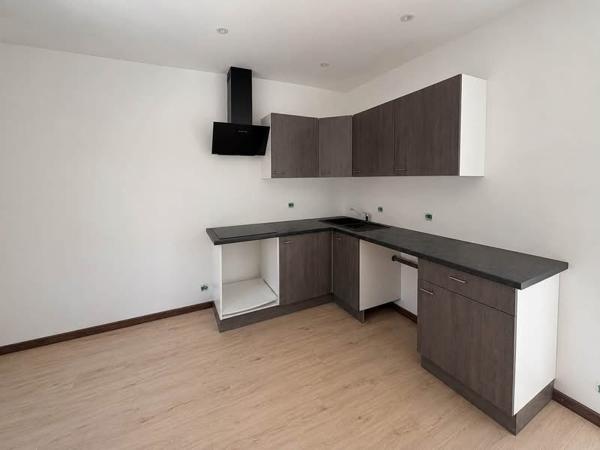 Appartement à louer 790 € CC Soulac-sur-Mer 3 p 37 m² DPE C
