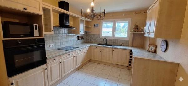 Maison 239 000 € Castelnau-de-Médoc 5 p 105 m² DPE C