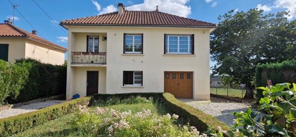 Maison à vendre 113 600 € Chasseneuil-sur-Bonnieure 4 p 65 m² DPE E