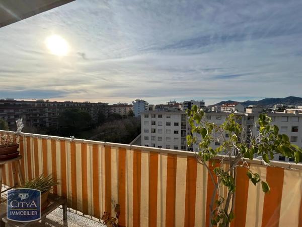 Appartement à louer 2 pièces 40.02m²