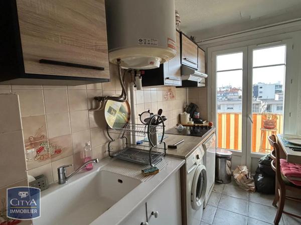 Appartement à louer 2 pièces 40.02m²