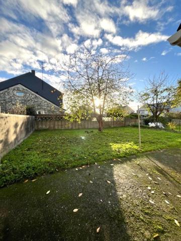 Maison à Rénover quartier hôpital, commerces à pied