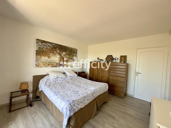 Appartement
         4 pièces
        - 105 m² Exclusivité 395 000 € *