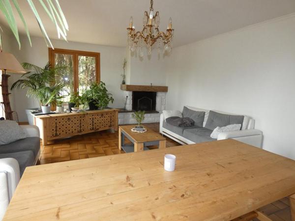 Maison familiale 5 chambres + sous sol total