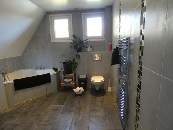 Maison familiale 5 chambres + sous sol total