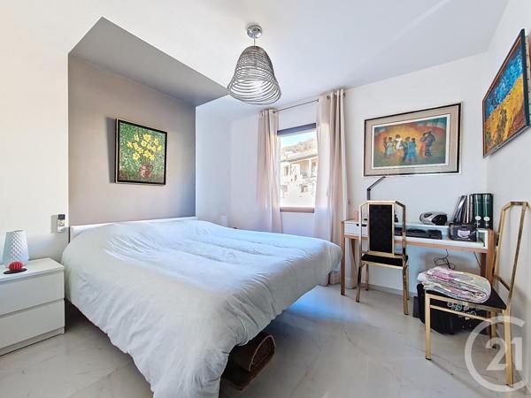 Appartement T5 à vendre  5 pièces - 212 m2 CLERMONT FERRAND - 63