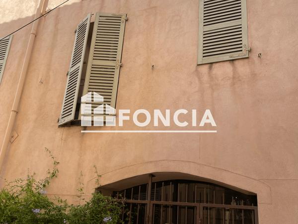 Location Appartement meublé 2 pièces 43.1 m² - 11 PLACE JEAN JAURES La Cadiere D'azur 83740