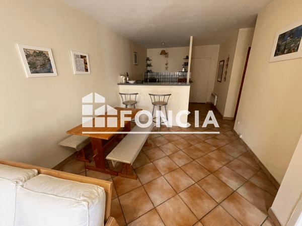 Location Appartement meublé 2 pièces 43.1 m² - 11 PLACE JEAN JAURES La Cadiere D'azur 83740