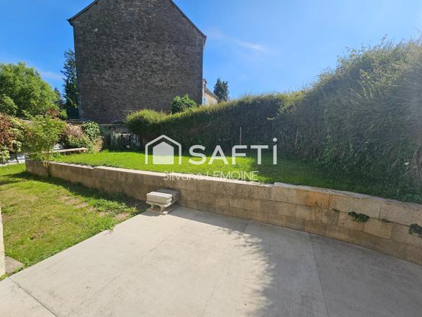 Maison dans le bourg