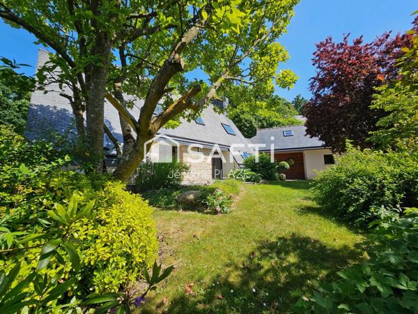 Spacieuse maison contemporaine située à Pontrieux, petite Venise des Côtes d'Armor.