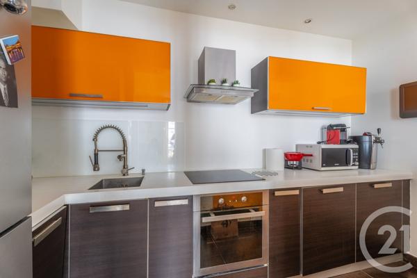 Appartement F2 Bis à vendre  2 pièces - 62,15 m2 PARIS - 75011