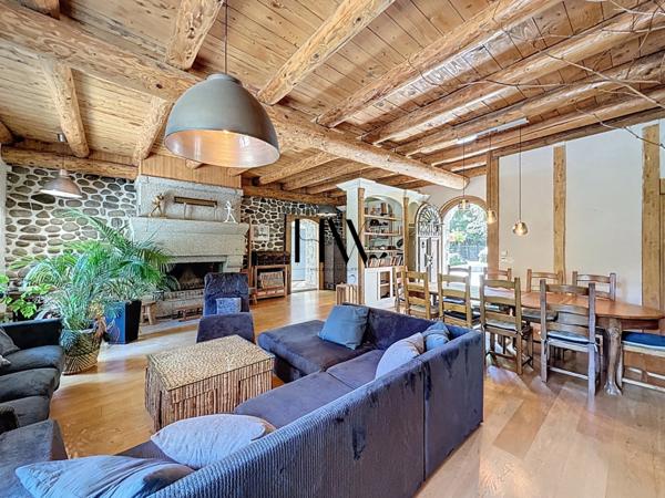 Maison familiale à vendre 10 pièces VETRAZ MONTHOUX (74) - Ou spécial investisseurs