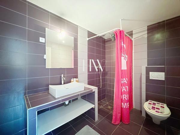 Maison familiale à vendre 10 pièces VETRAZ MONTHOUX (74) - Ou spécial investisseurs