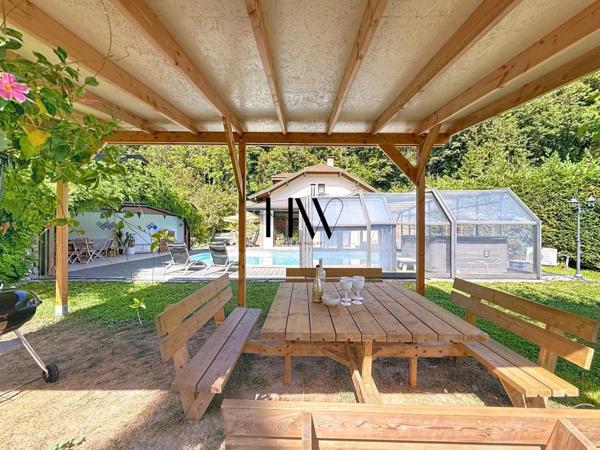 Maison familiale à vendre 10 pièces VETRAZ MONTHOUX (74) - Ou spécial investisseurs