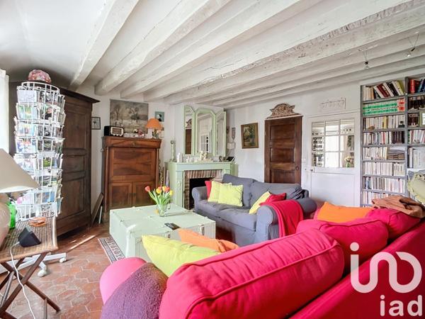 Maison 7 pièces de 244 m² à Guignes (77390)