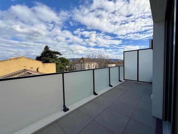 Appartement Duplex 3 pièces - terrasse et parking privatif