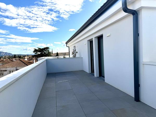 Appartement Duplex 3 pièces - terrasse et parking privatif