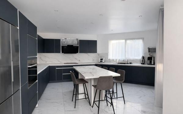 Maison à vendre    6 pièces • 330 m2 Saulcy-sur-Meurthe