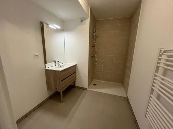 Appartement Fleury Les Aubrais 3 pièce(s) 64.14 m2