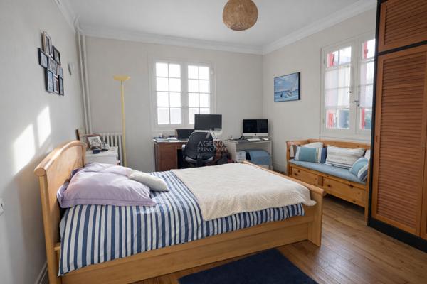 SEVRES RIVE GAUCHE - Maison Familiale €790 000 ** - Référence 601-S