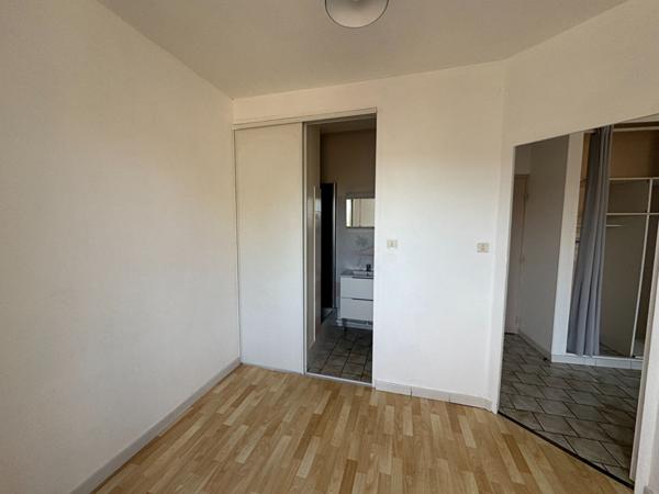 Cordes Sur Ciel appartement type T2 de 28 m²