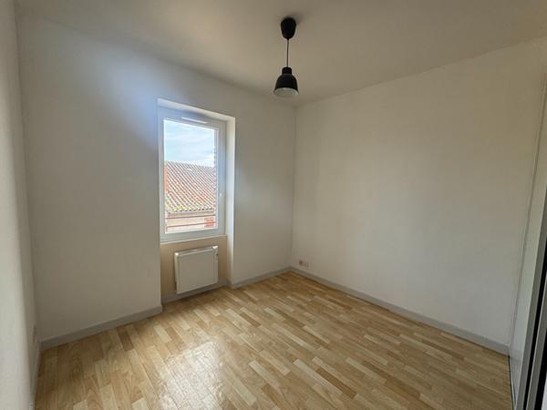 Cordes Sur Ciel appartement type T2 de 28 m²