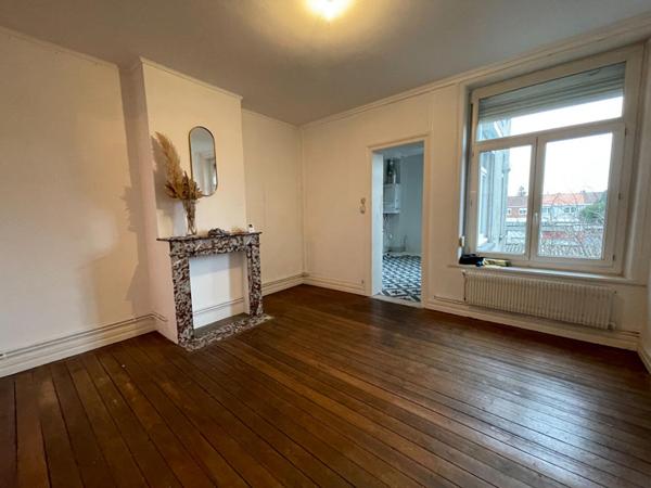 A LOUER : T3 à LILLE • Rue Michel Ange - PORTE DE DOUAI • 750 € CC • Réf. 5843